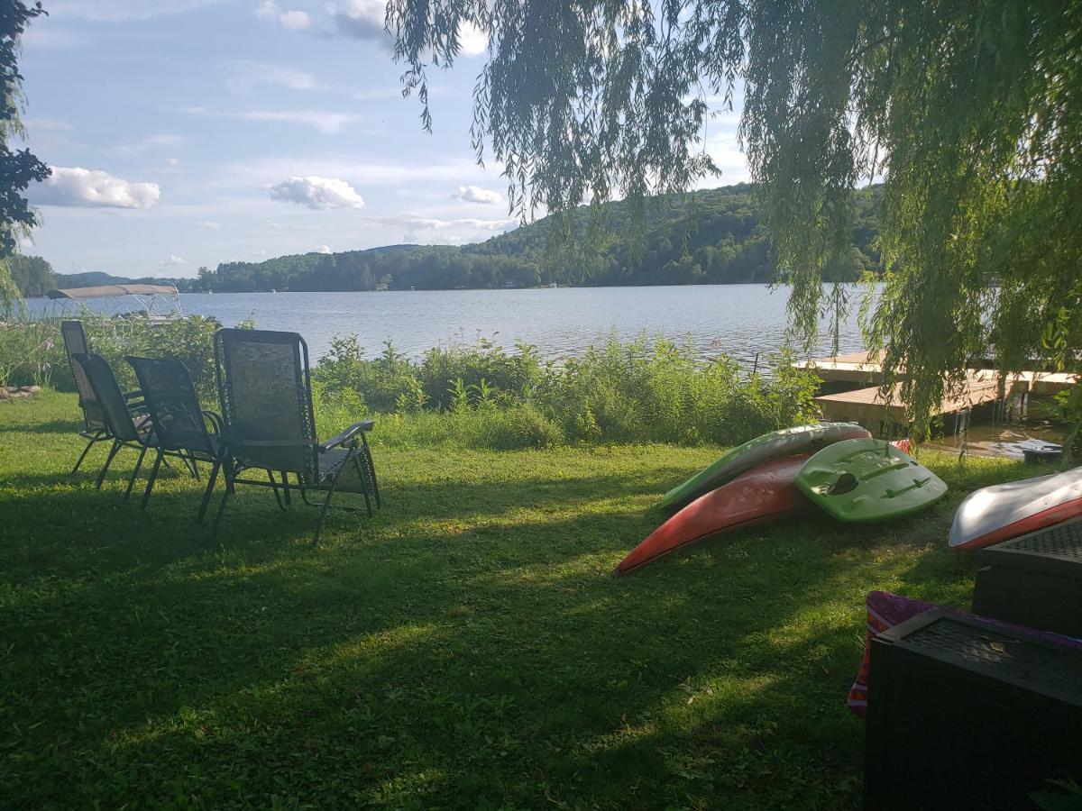 Le Nid Dore Sur Le Lac Val des Monts Екстериор снимка